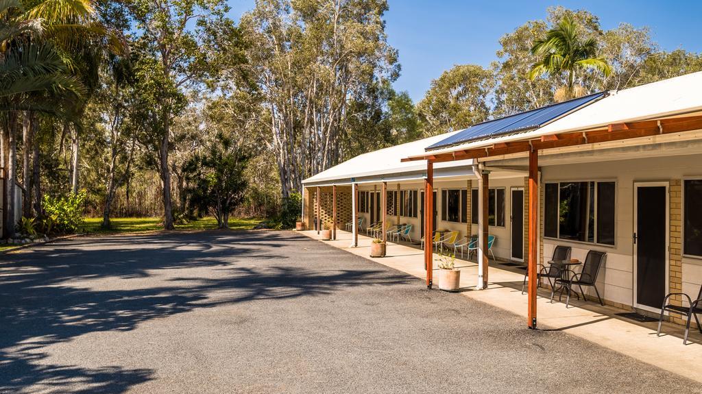 Tin Can Bay Motel Exteriör bild